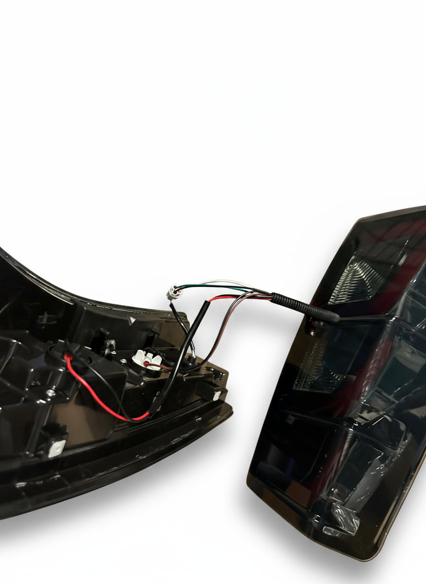 Izuzu D-max Tinted Tail Lights