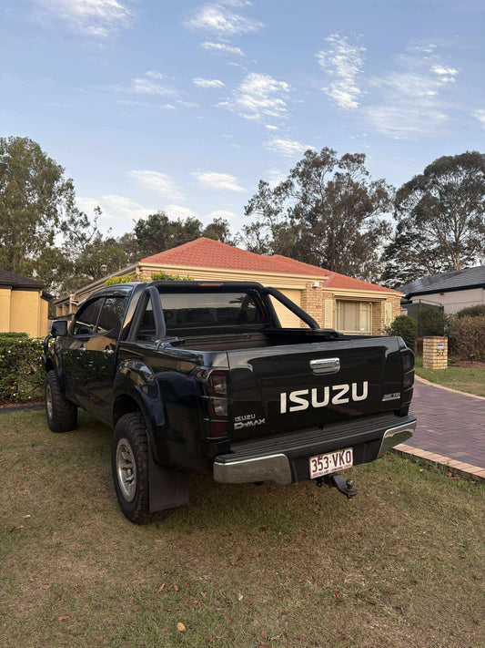 Izuzu D-max Tinted Tail Lights